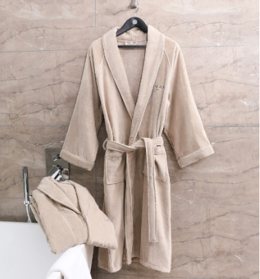 5-Star Hotel Bathrobe